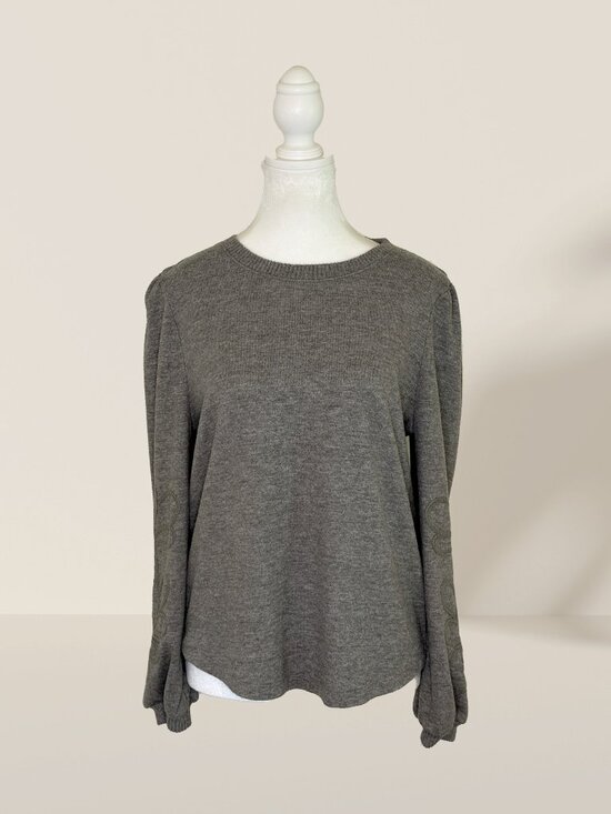 Democracy Sweaters - Democracy Heather Gray Soutache Sleeve Knit Sweater Size M | Cozy Crewneck